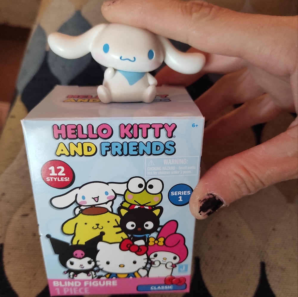 Cinnamoroll Figure